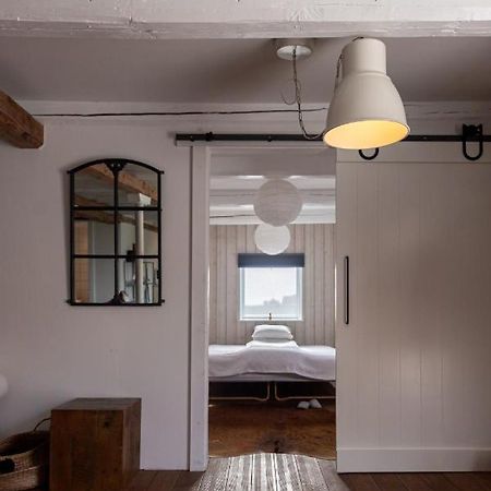 Bed and Breakfast Red Bird Farm Истад Экстерьер фото