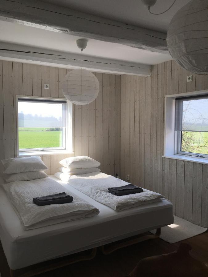 Bed and Breakfast Red Bird Farm Истад Экстерьер фото